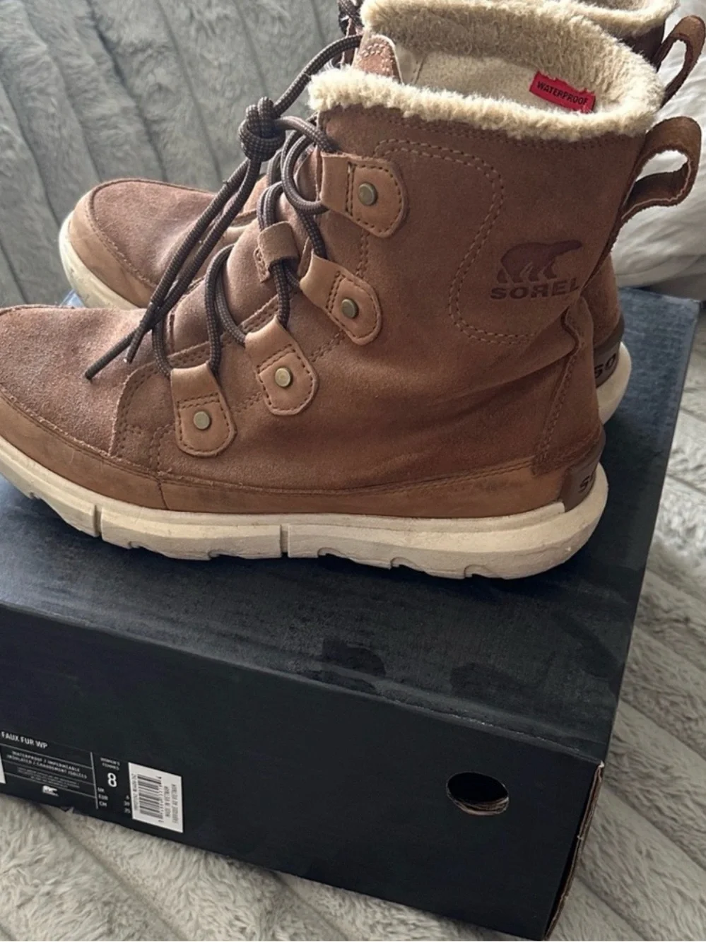 Sorel Explorer Joan II